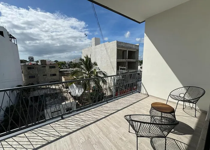 Ideal Area, Comfy Bed, 4 Blocks From 5th & Shops