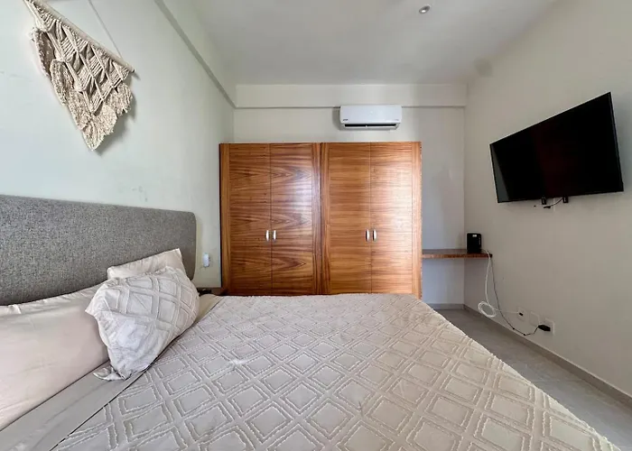 Ideal Area, Comfy Bed, 4 Blocks From 5th & Shops Playa del Carmen